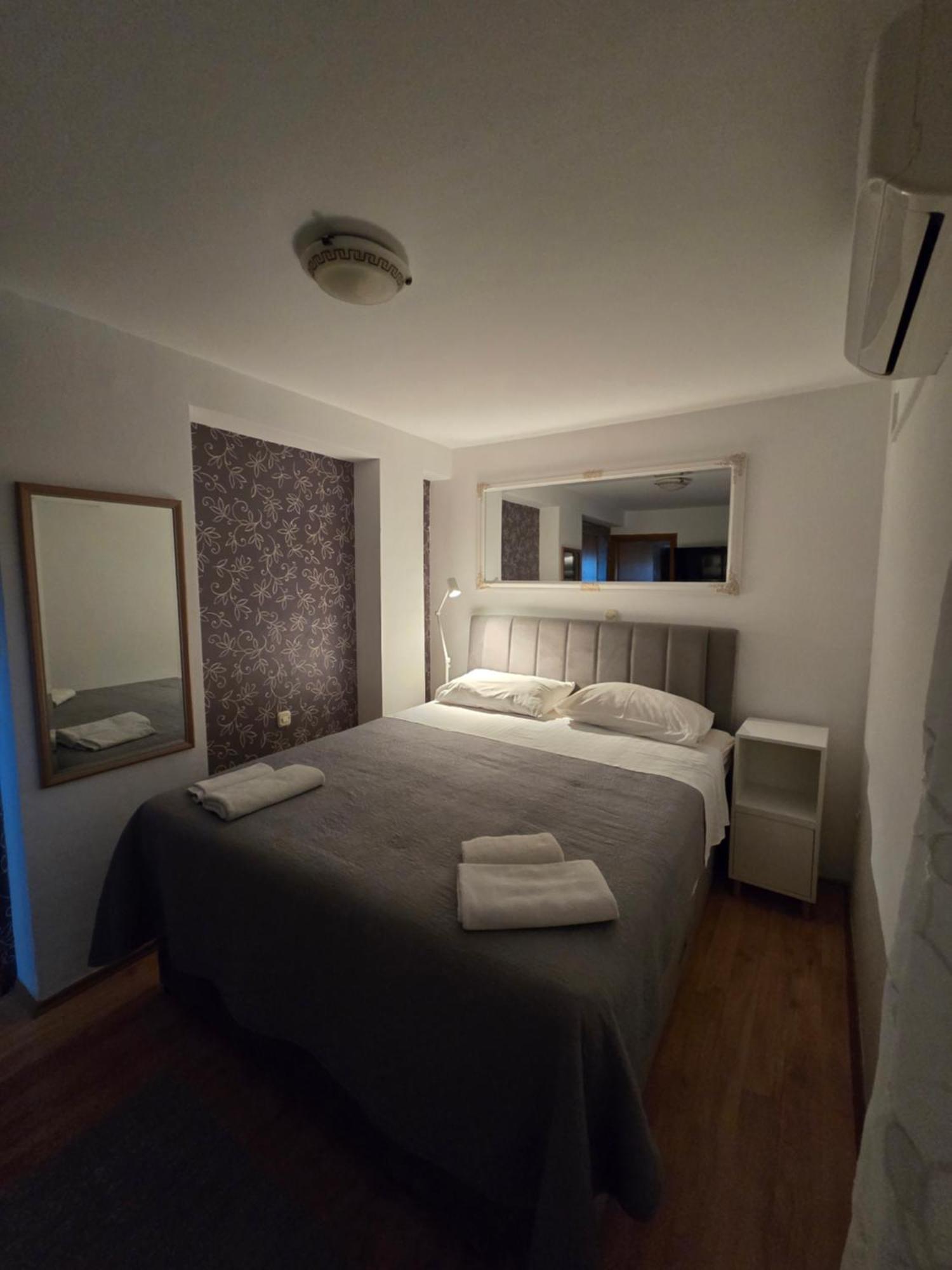 Guest Accomodation Zura สกราดิน ภายนอก รูปภาพ