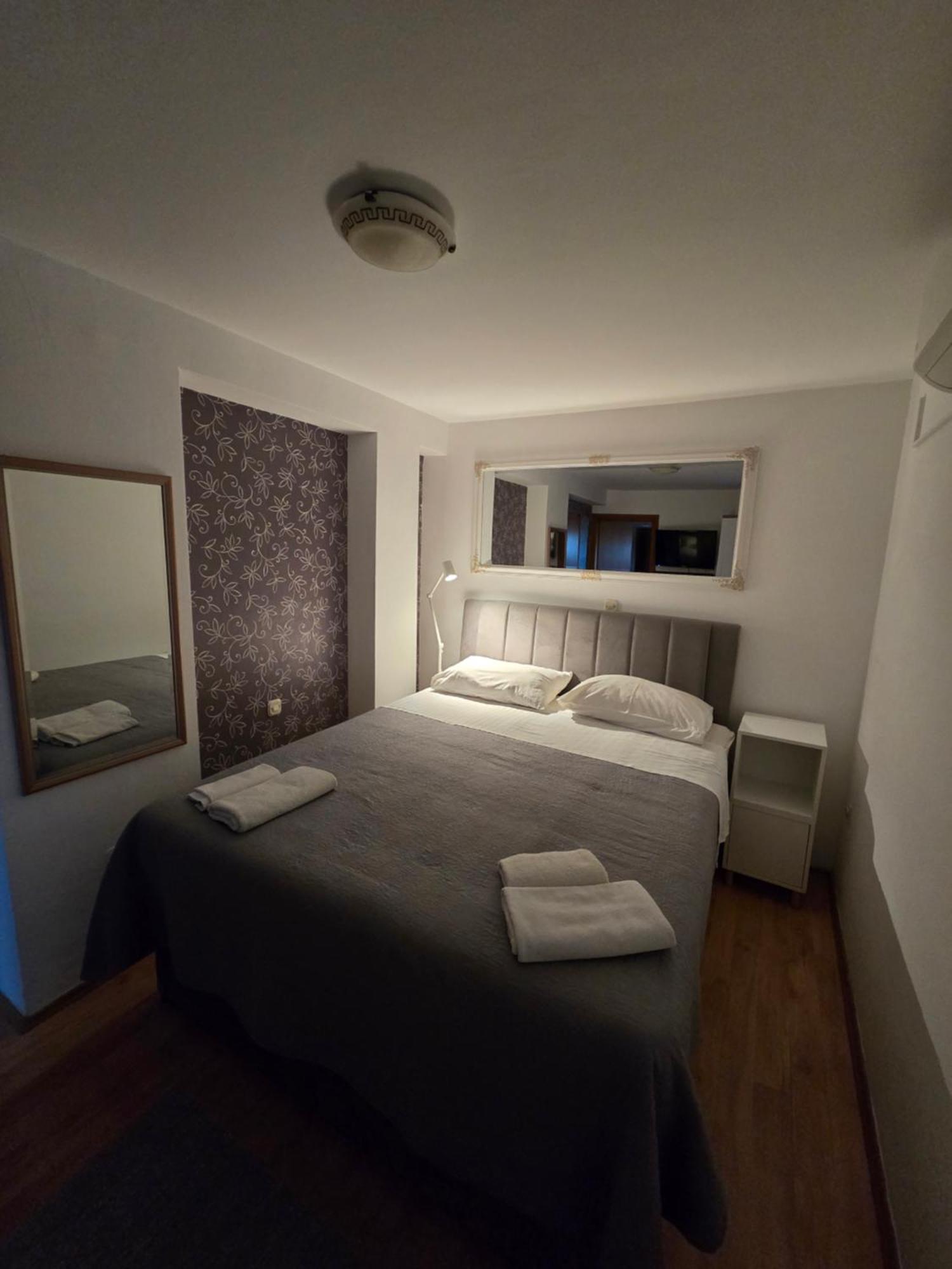 Guest Accomodation Zura สกราดิน ภายนอก รูปภาพ